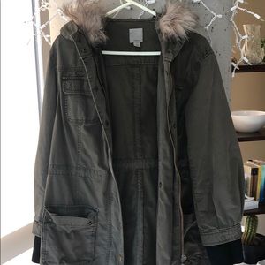 Halogen army green jacket w/ faux fur hood detail